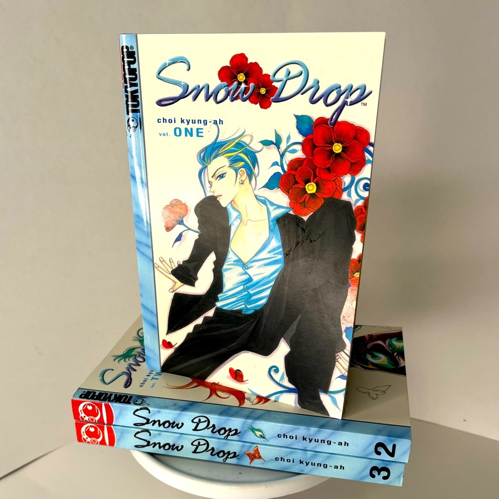TOKYOPOP “ Snow Drop “ by Choi Kyung-ah Manga Books